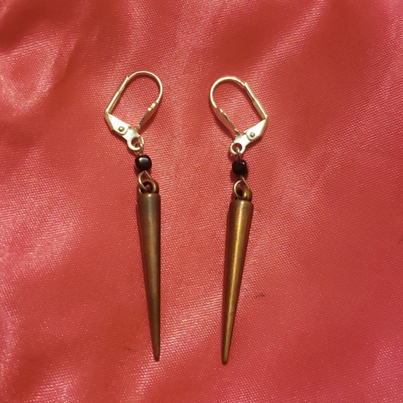 *Free Add On Item* Earrings - Picture 3 of 4